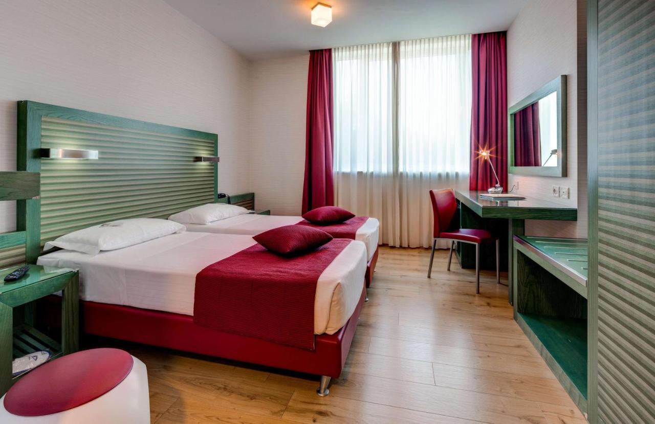 Best Western Ivrea Crystal Palace Banchette D'Ivrea Exteriér fotografie